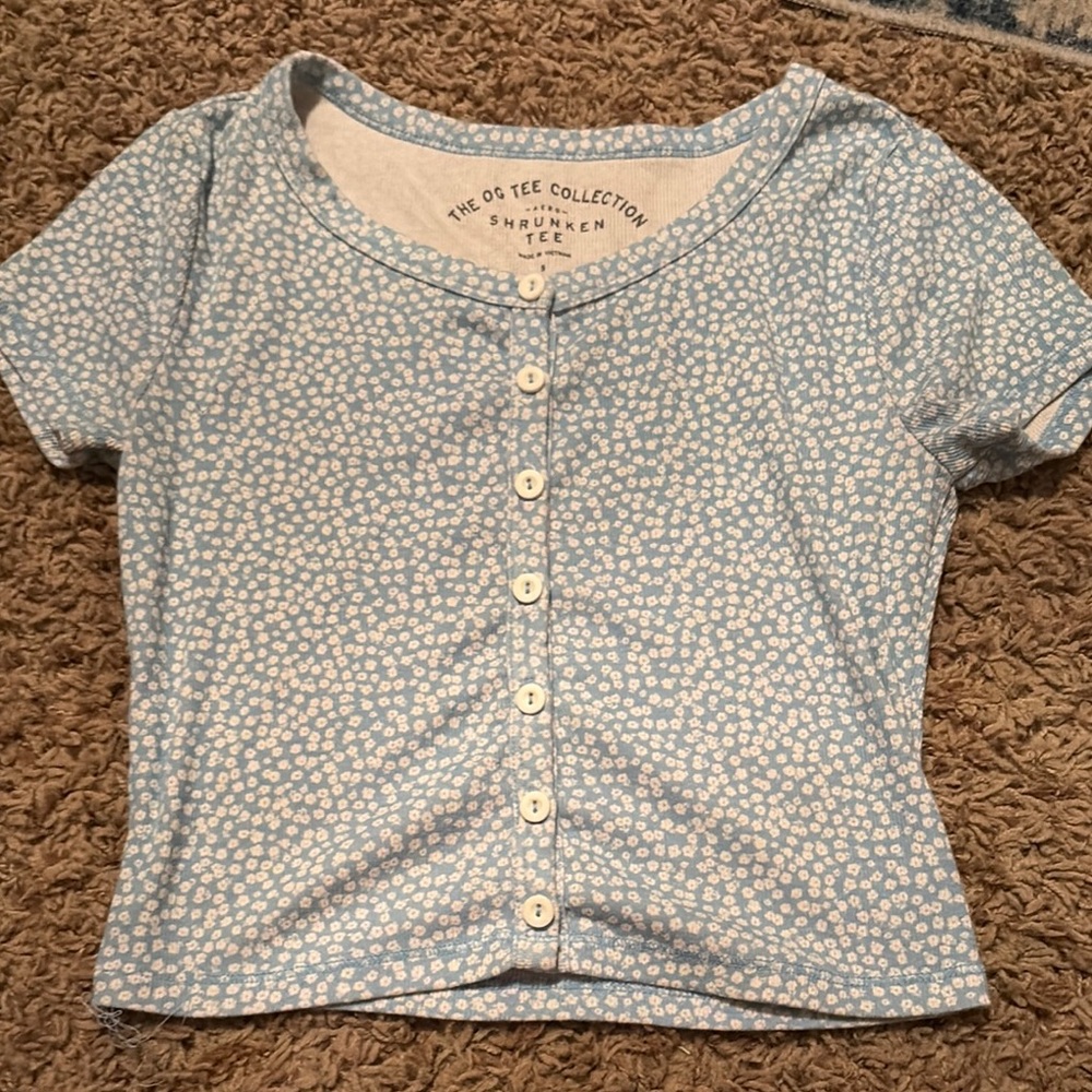 Aeropostale Blue and White Button Down Shirt